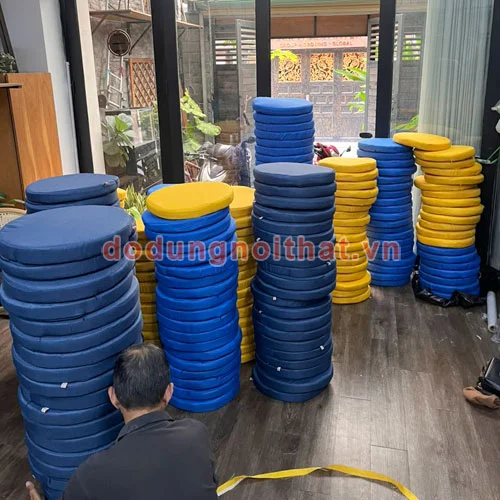 Cung-cap-nem-tron-cho-giang-vo-duong-cua-firegroup-tai-hcm-1