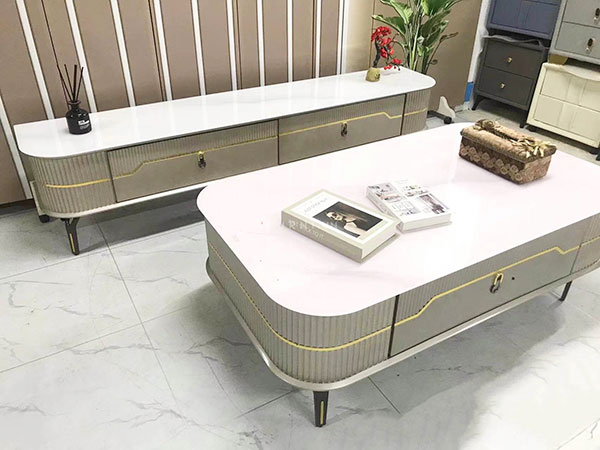 Ban-tra-va-ke-tivi-bsf04