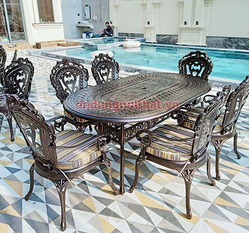 Ban-cafe-san-vuon-ngoai-troi-bv8-3