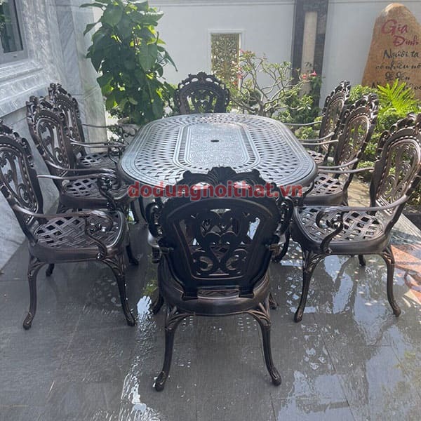 Ban-cafe-san-vuon-ngoai-troi-bv8-4