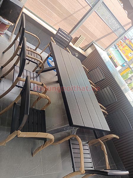 Ban-san-vuon-ngoai-troi-bv23-2