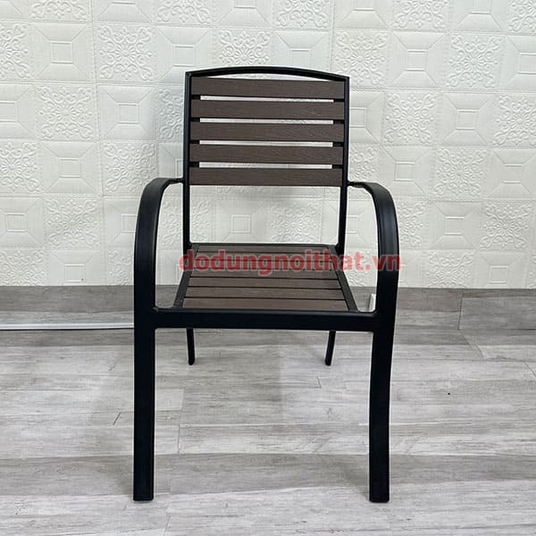 Ghe-ngoai-troi-cafe-san-vuon-av10-1