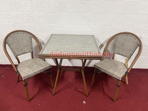 Ghe-ngoai-troi-san-vuon-cafe-av06d-1