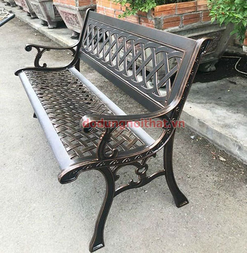 Ghe-ngoai-troi-san-vuon-cafe-av07-1