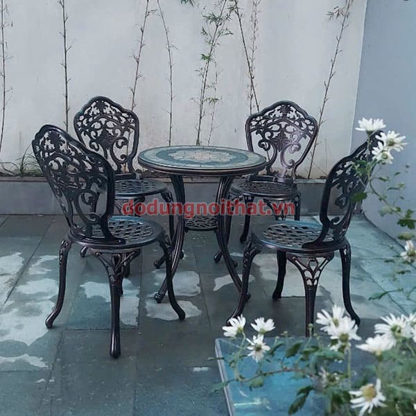 Ghe-san-vuon-cafe-ngoai-troi-av2-dong01