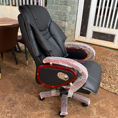 Ghe-giam-doc-boc-da-d30-3