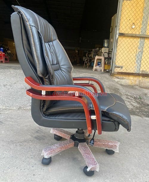 Ghe-giam-doc-boc-da-d30a-11