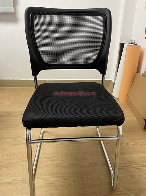 Ghe-van-phong-cao-cap-gia-re-d4-3