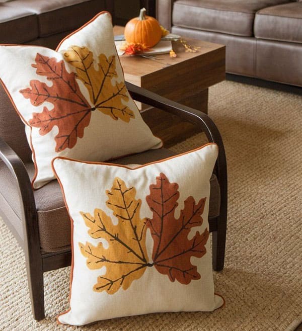 Bi-kip-phoi-goi-tua-va-sofa-cach-tao-diem-nhan-noi-that-dep-mat-2a