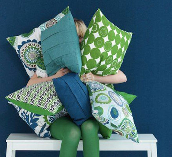 Huong-dan-chon-goi-tua-sofa-phu-hop-voi-tung-kieu-ghe-1b