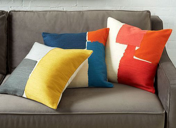 Uu-diem-cach-chon-goi-tua-sofa-co-khoa-keo-chat-luong-9d