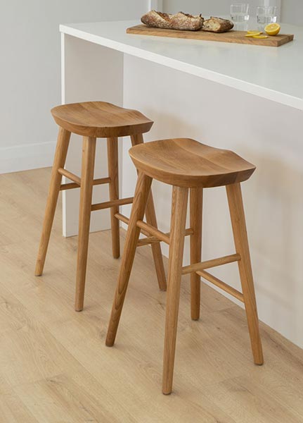 20-mau-ghe-quay-bar-dep-hien-dai-thinh-hanh-nam-nay-3a