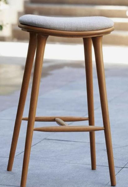 20-mau-ghe-quay-bar-dep-hien-dai-thinh-hanh-nam-nay-3b